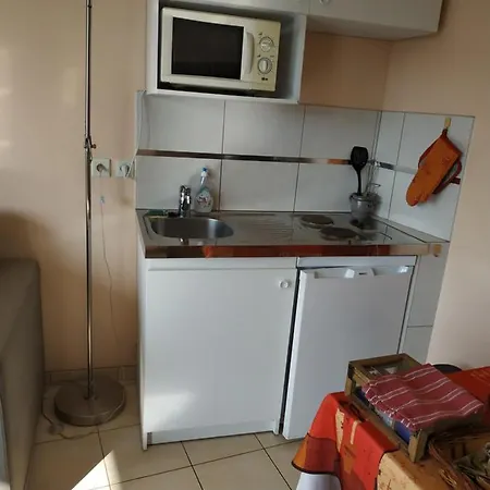Bed and Breakfast Flopre 3*