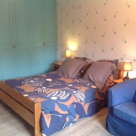 Bed and Breakfast Flopre 3*