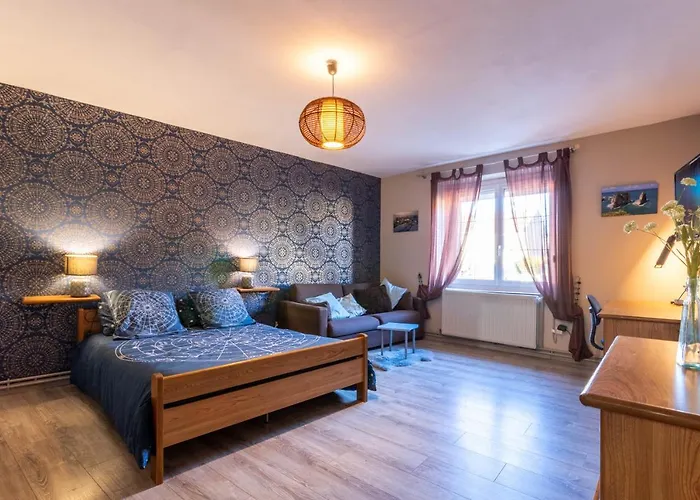 Flopre ベッド・アンド・ブレックファスト